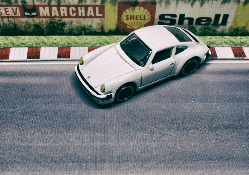 Illustration for article titled LaLD Engine Week: 6 Cylinders - Porsche 911 Carrera Custom